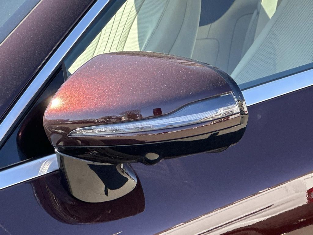 Thumbnail: 2019 Mercedes-Benz E-Class - 2