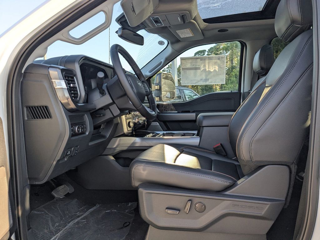 2025 Ford F-250 LARIAT