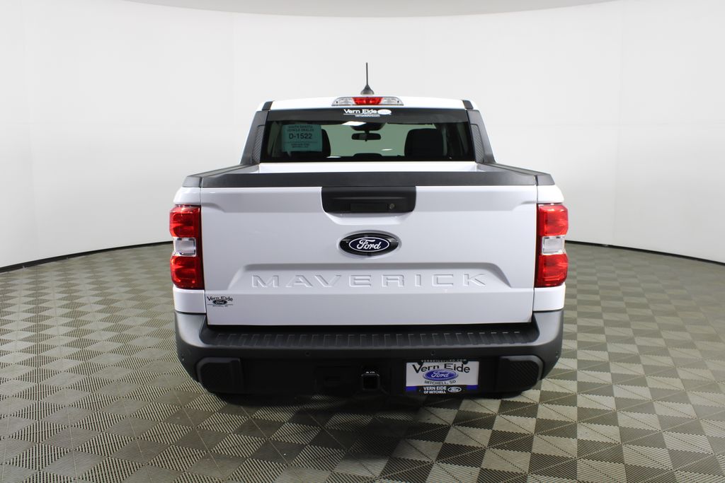 View vehicle photo 6