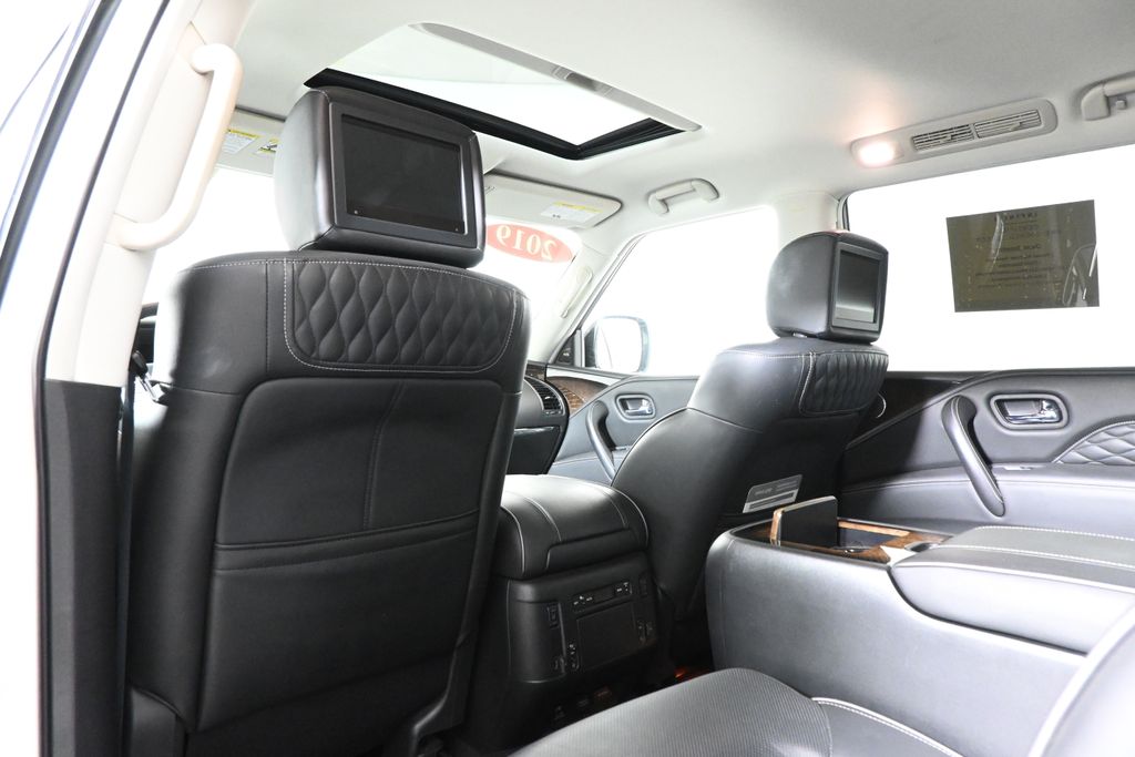 Thumbnail: 2019 INFINITI QX80 - 30