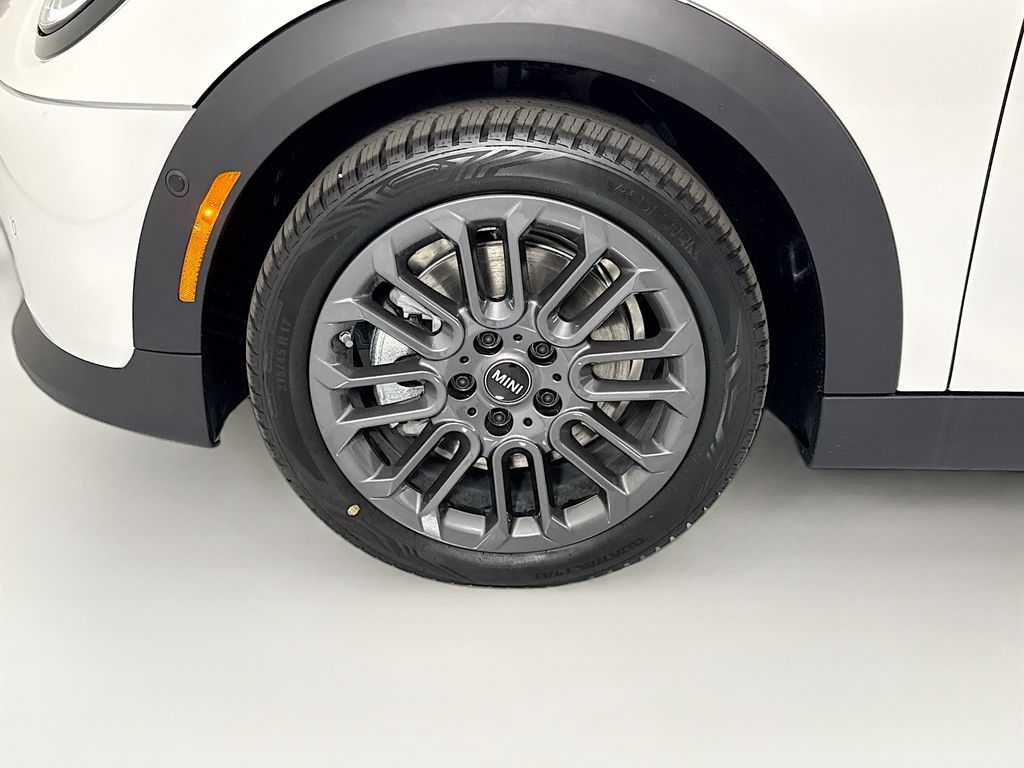 Thumbnail: 2026 MINI Cooper - 26