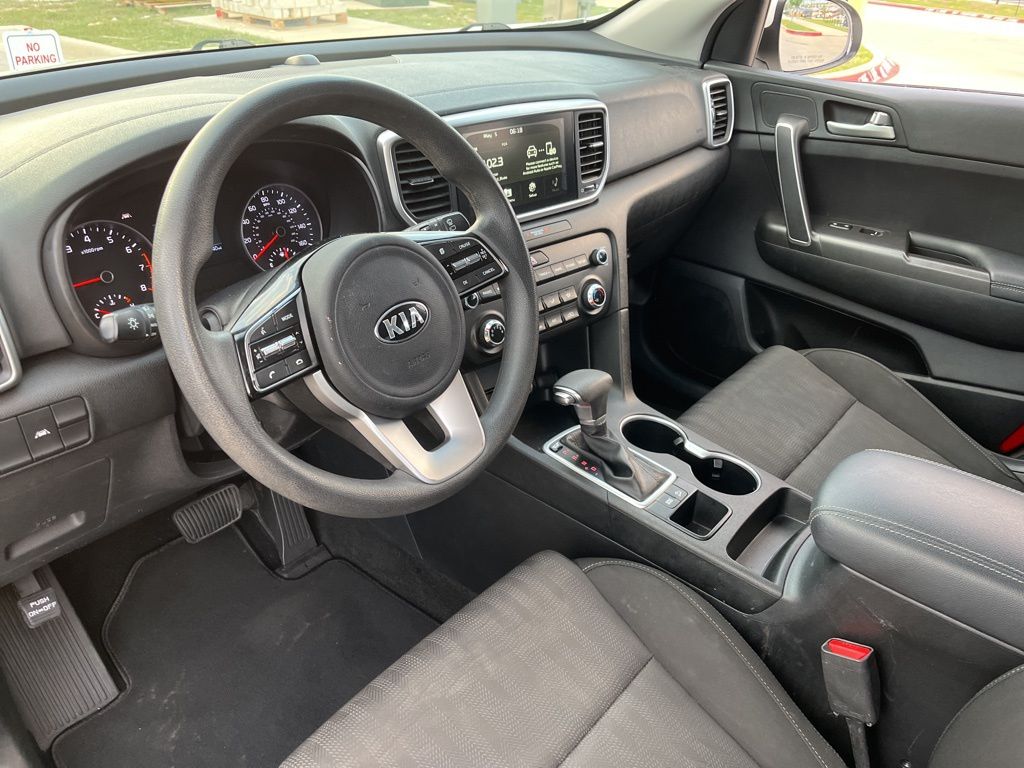 2021 Kia Sportage LX 18