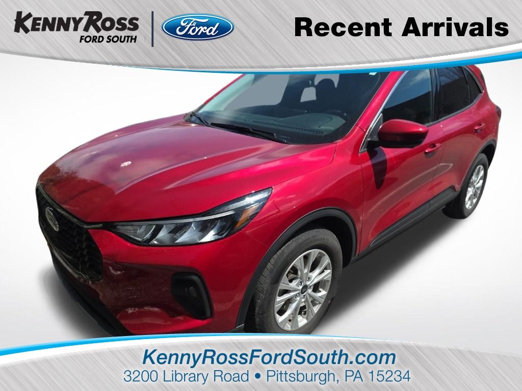 Red Metallic 2023 Ford Escape Active AWD SUV / Crossover All-Wheel Drive 8-Speed Automatic