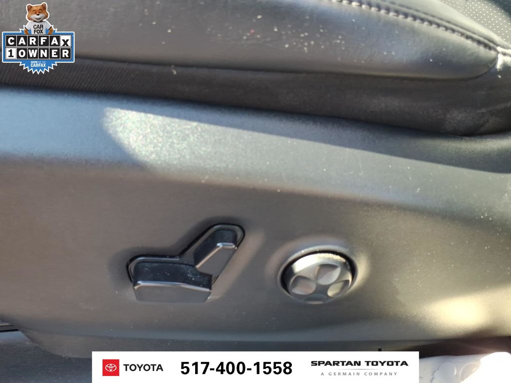 Used 2023 Black Chrysler Touring L image 14