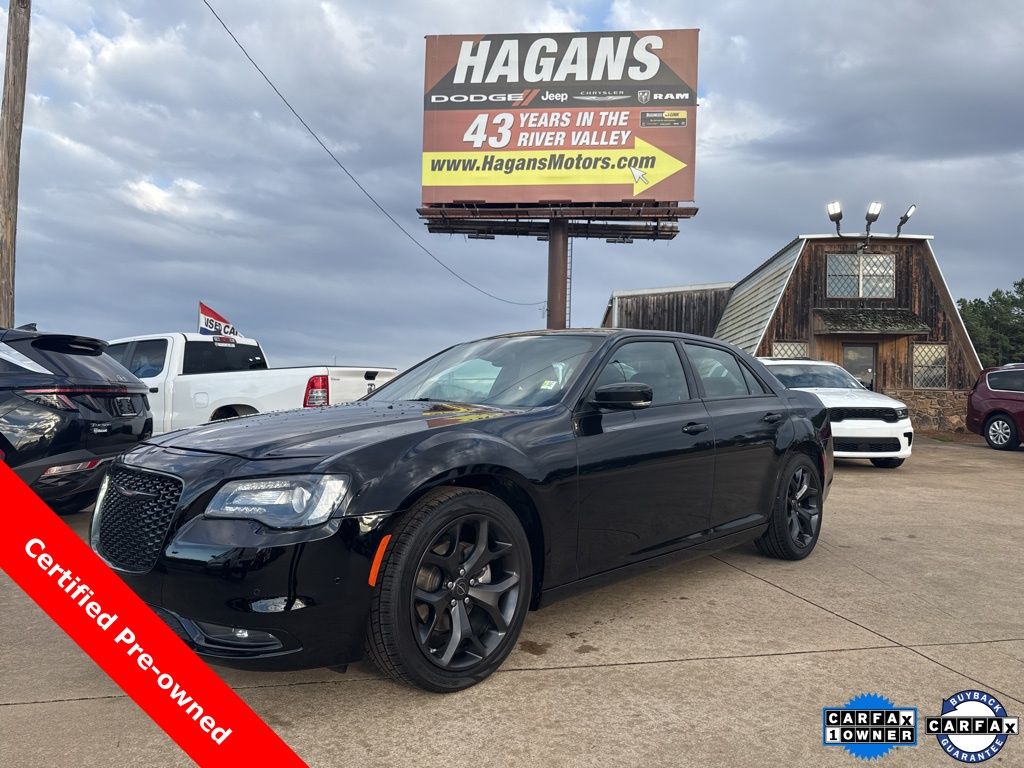 2023 Chrysler 300 S V6 RWD