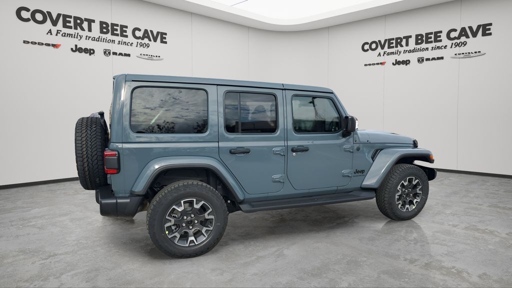 New 2026 Gray Jeep Sahara image 10