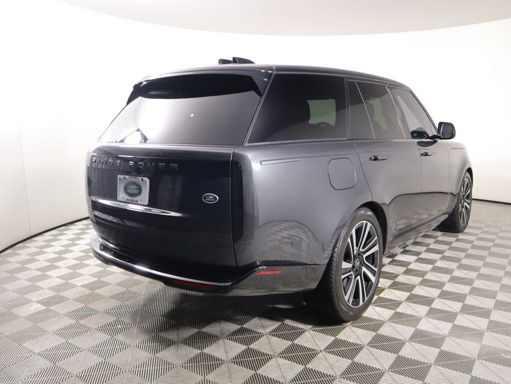 Thumbnail: 2023 Land Rover Range Rover - 5