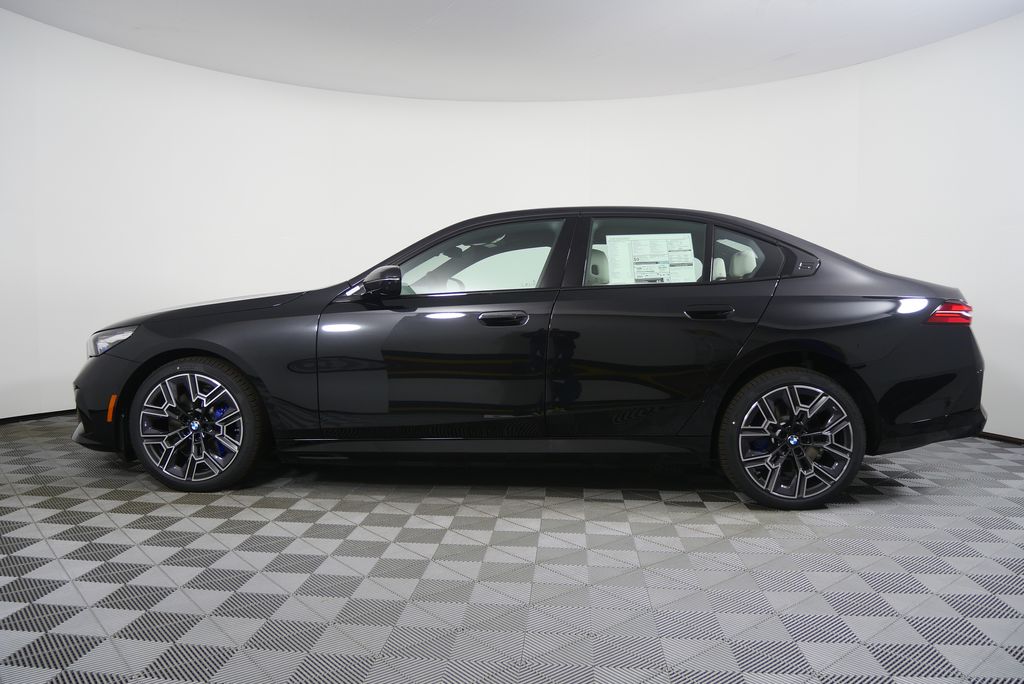 Thumbnail: 2026 BMW i5 - 6