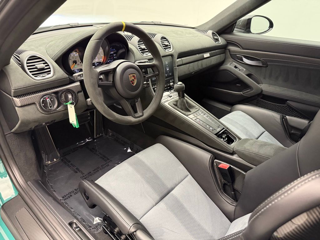 Thumbnail: 2024 Porsche  - 4