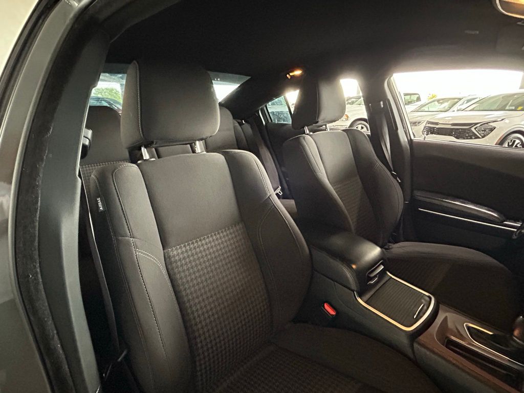 Used 2023 Destroyer Gray Clearcoat Dodge SXT image 30