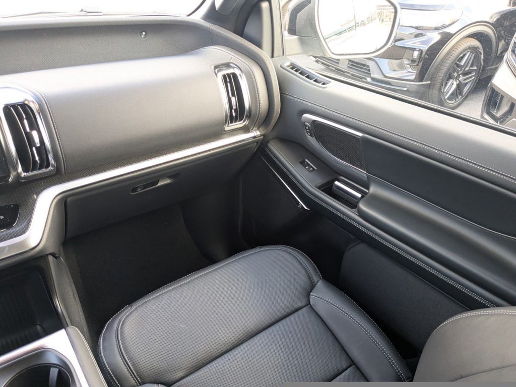 2026 Ford Expedition Max Platinum MAX