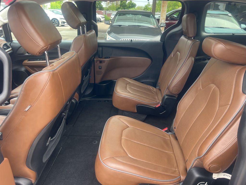 2018 Chrysler Pacifica Limited photo
