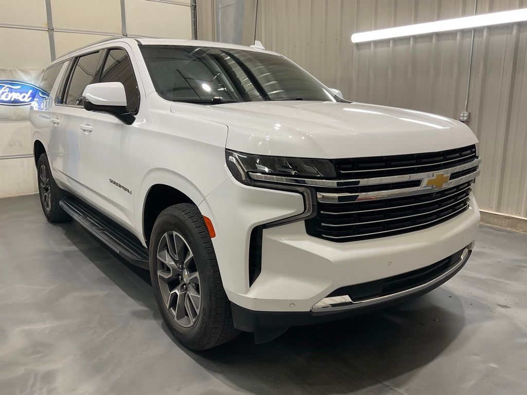 2023 Chevrolet Suburban LT 4WD