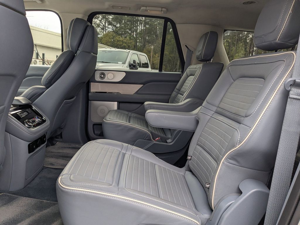 2021 Lincoln Navigator Black Label L