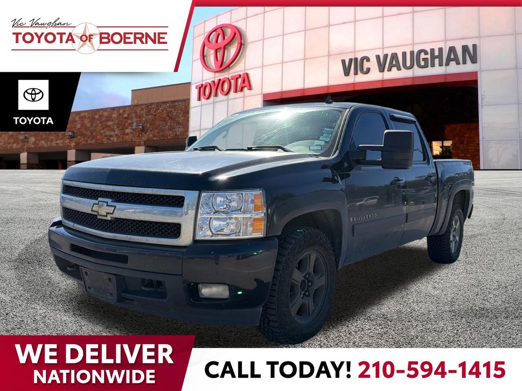 2009 Chevrolet Silverado 1500 LTZ Crew Cab RWD