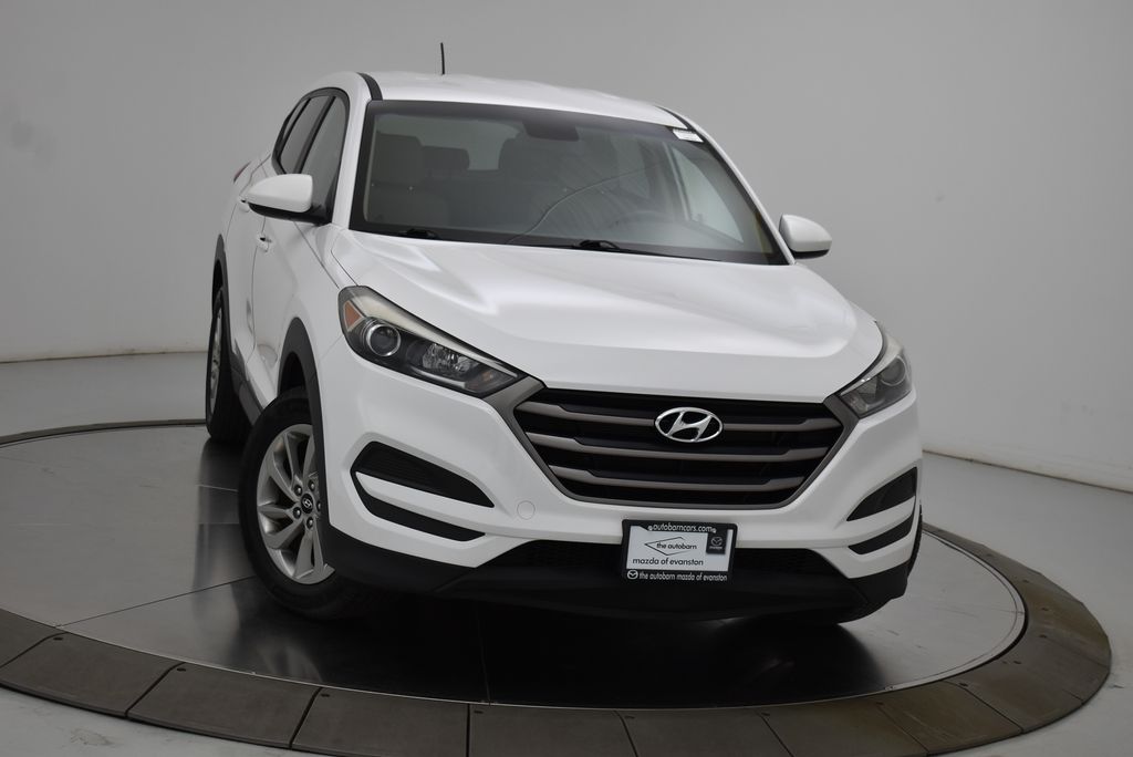 2016 Hyundai Tucson SE photo