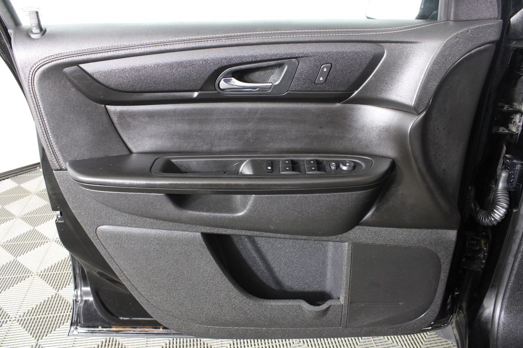 Used 2016 Chevrolet Traverse for sale in 