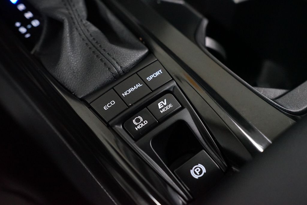 Thumbnail: 2025 Toyota Camry - 22