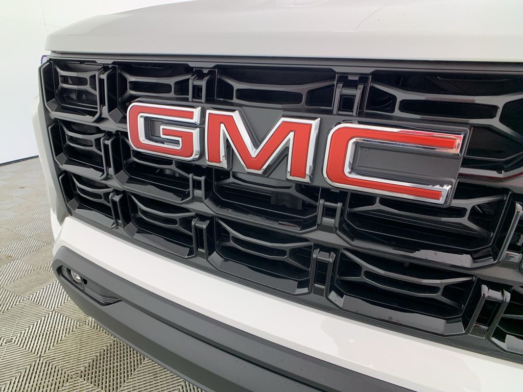 2024 GMC Canyon Elevation 45