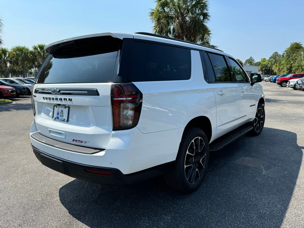 2024 Chevrolet Suburban RST 7