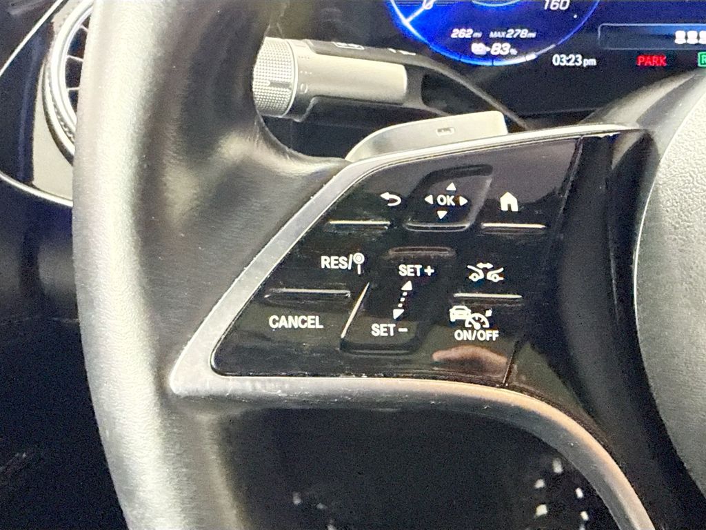 Thumbnail: 2023 Mercedes-Benz EQS - 11