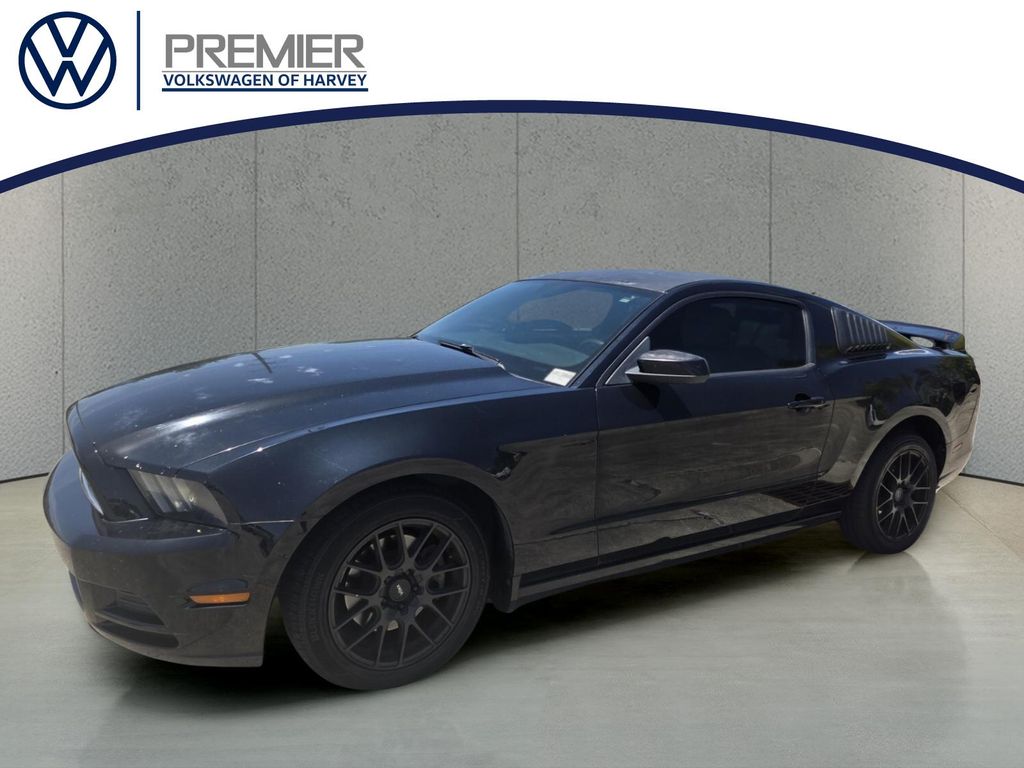 Black 2014 Ford Mustang Coupe Rear-Wheel Drive 6-Speed Automatic