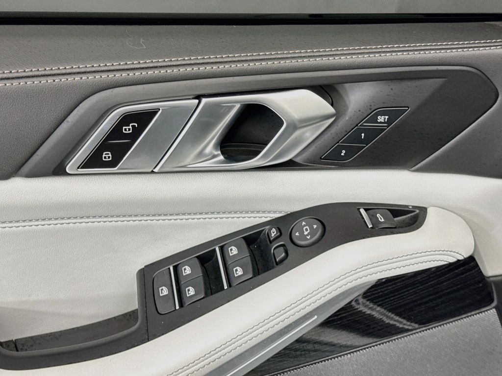 Thumbnail: 2024 BMW X5 - 22