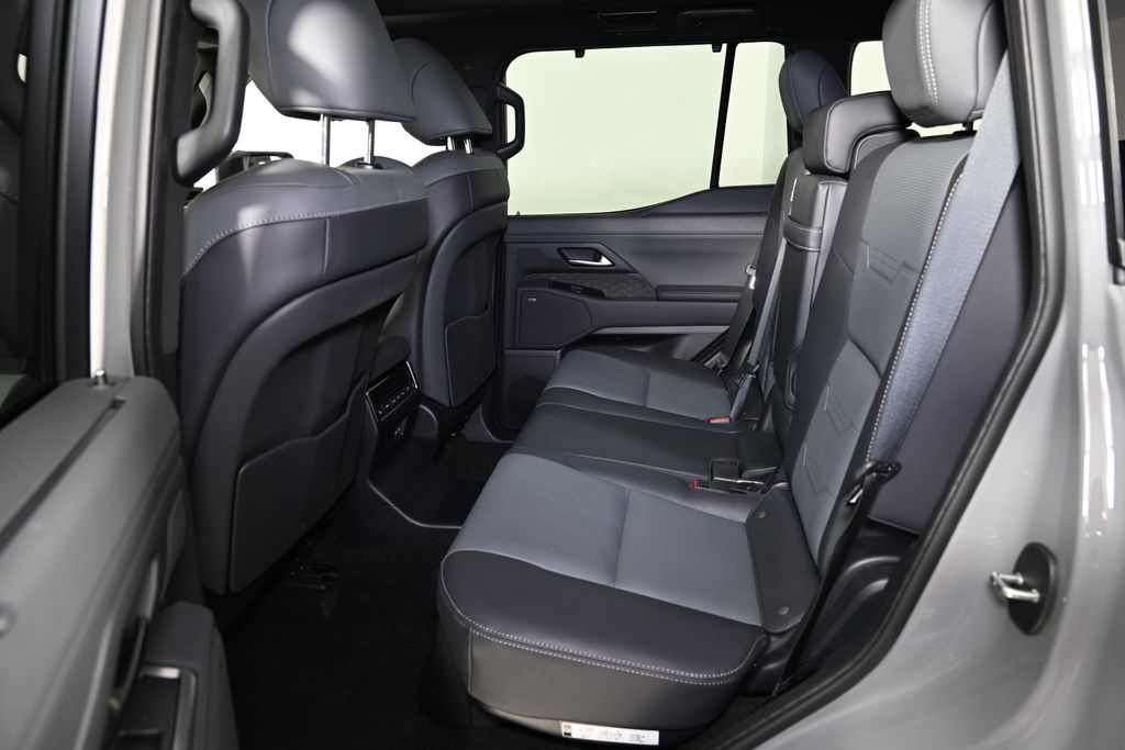 Thumbnail: 2025 Lexus GX - 24