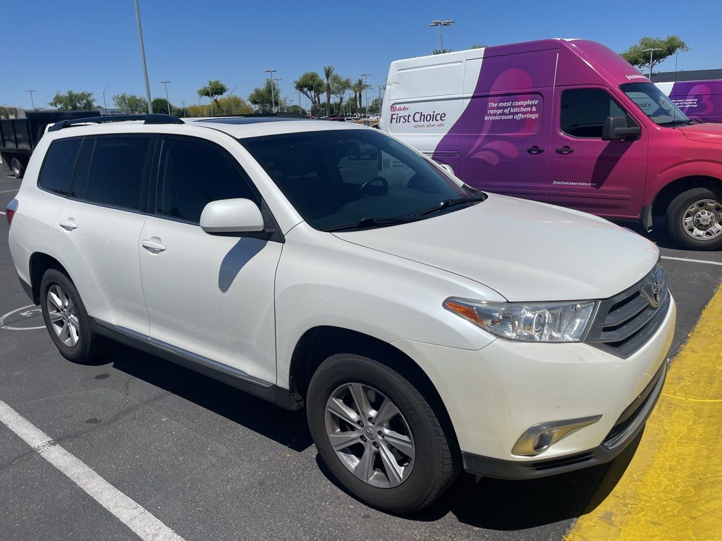 2012 Toyota Highlander SE 2