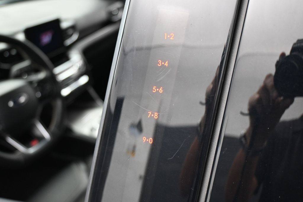2023 Ford Explorer ST - Photo 37