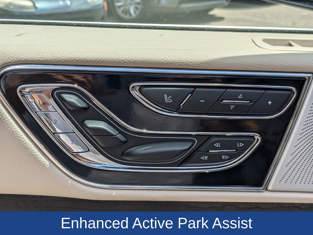 2021 Lincoln Navigator L Reserve