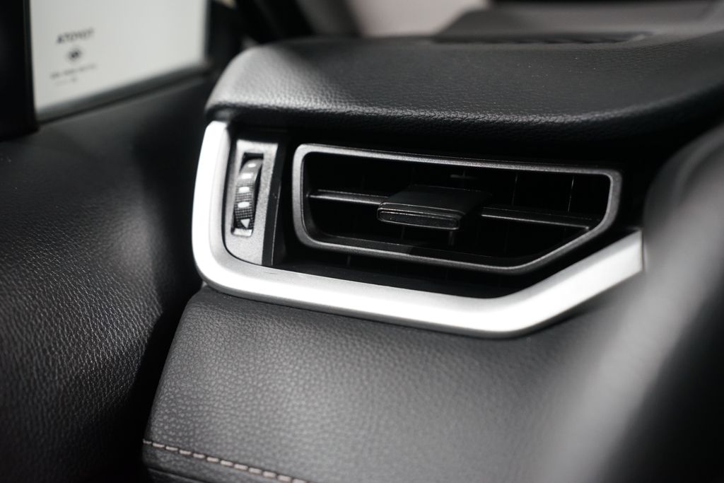 Thumbnail: 2024 Toyota RAV4 - 24