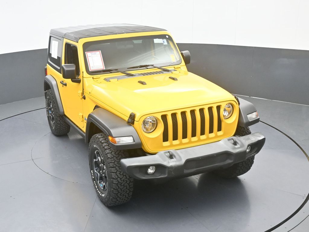 Used 2020 Baja Yellow Clearcoat Jeep Sport S image 40