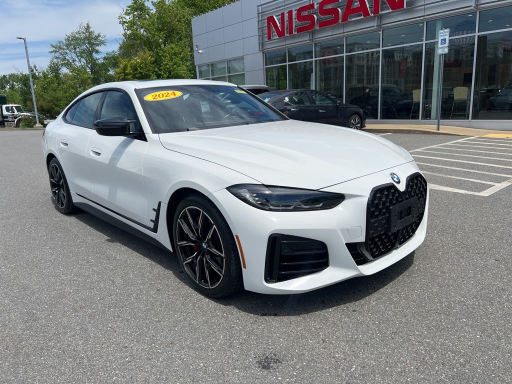 Alpine White 2024 BMW 4 Series Coupe All-Wheel Drive 8-Speed Automatic