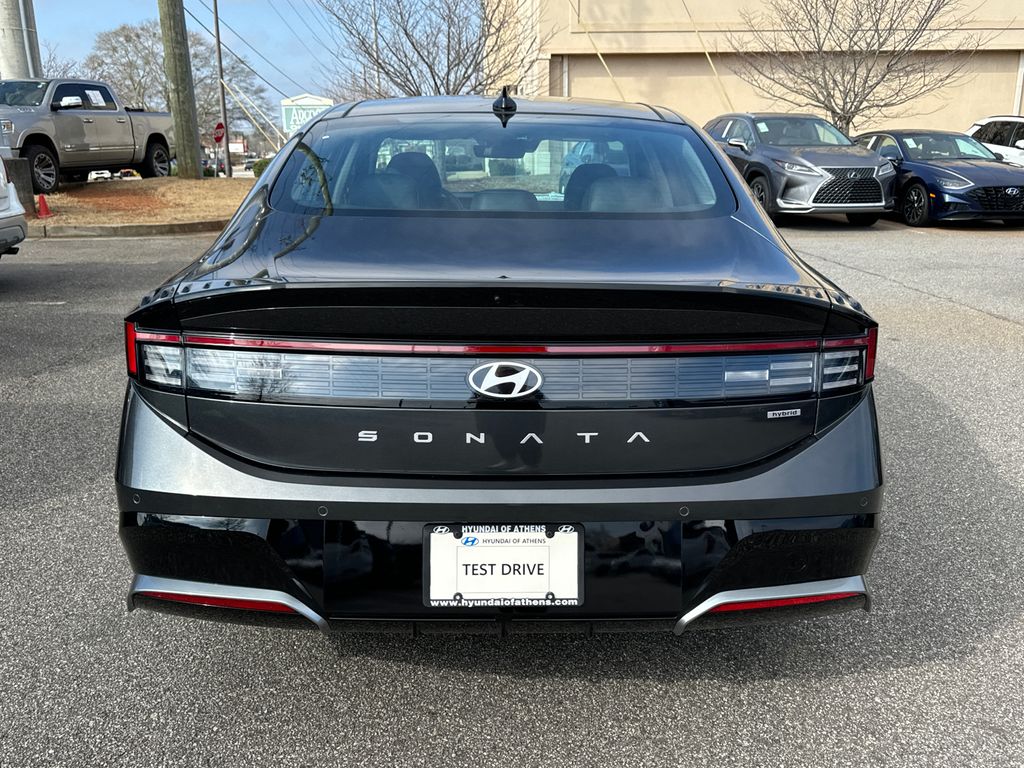2025 Hyundai Sonata Hybrid Limited photo 4
