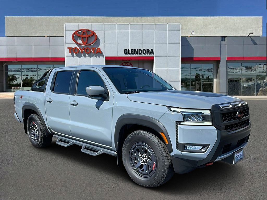 2025 Nissan Frontier PRO-X Crew Cab 4X2's photo