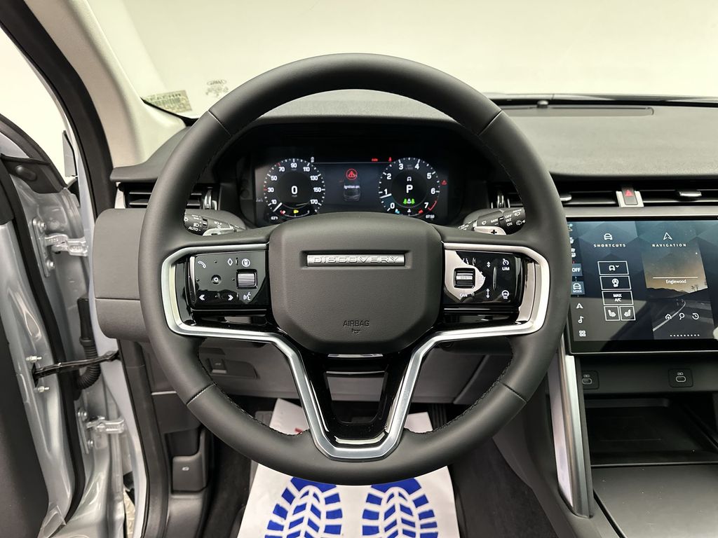 2024 Land Rover Discovery Sport S 19