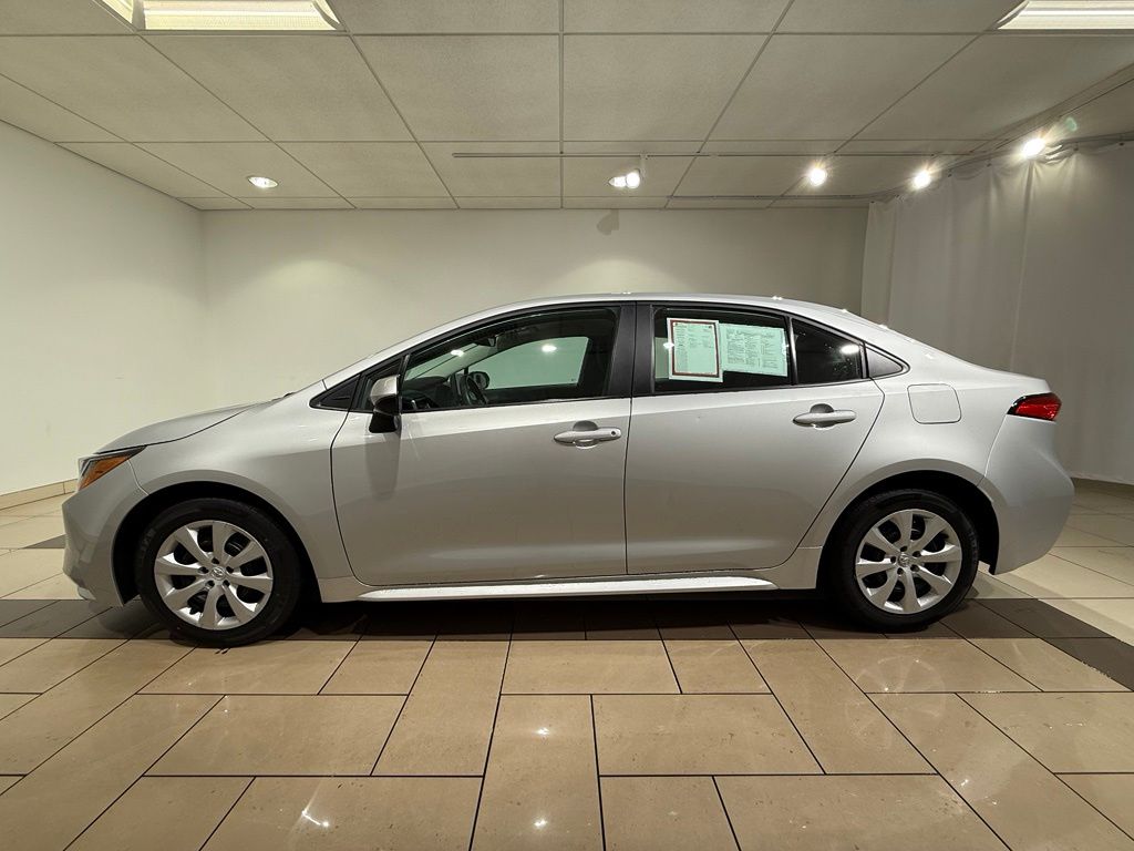Thumbnail: 2024 Toyota Corolla - 2