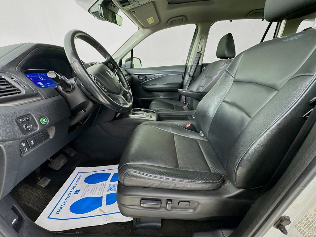 Used Car 2022 Honda Pilot  Special Edition For Sale Under $30,000 In Austin, Texas