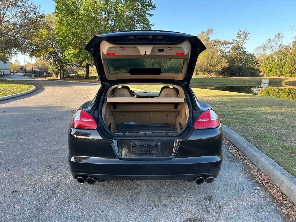 Thumbnail: 2012 Porsche Panamera - 10