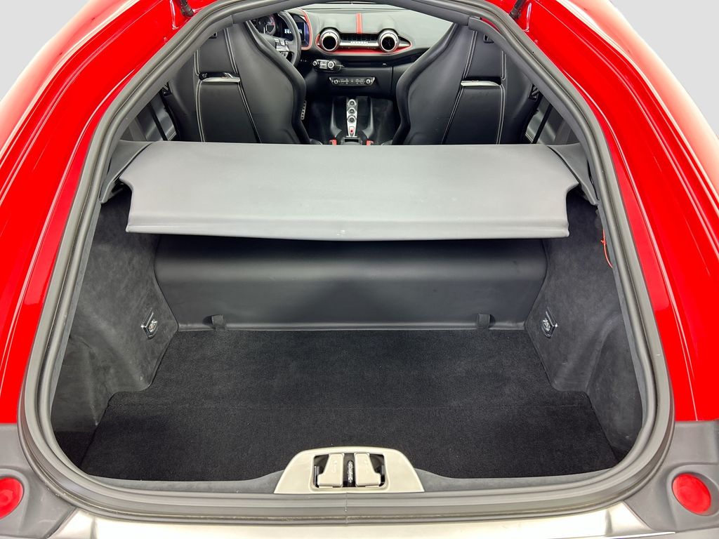 Thumbnail: 2019 Ferrari 812 - 23