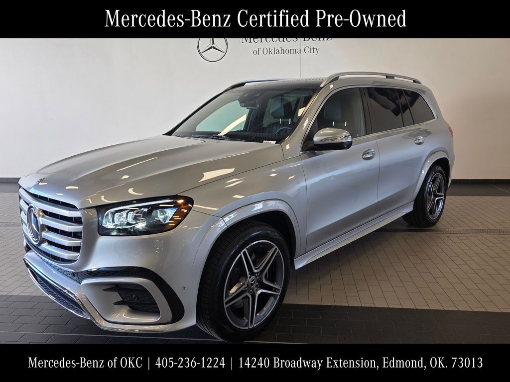 2025 Mercedes-Benz GLS Base's photo