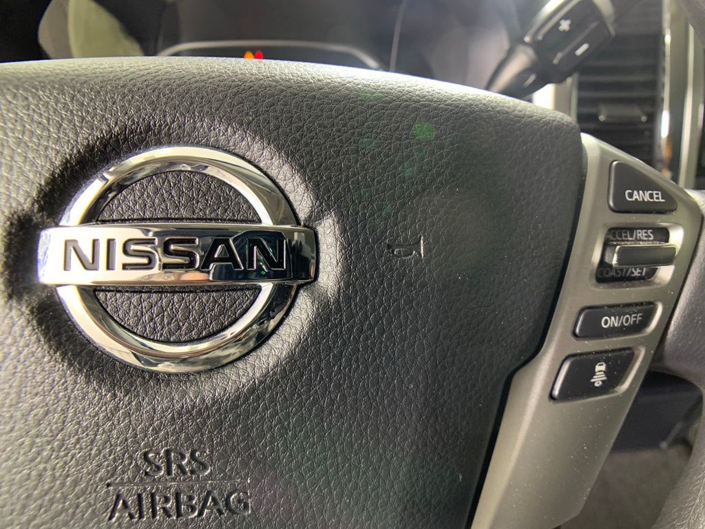 2021 Nissan Titan SV 17