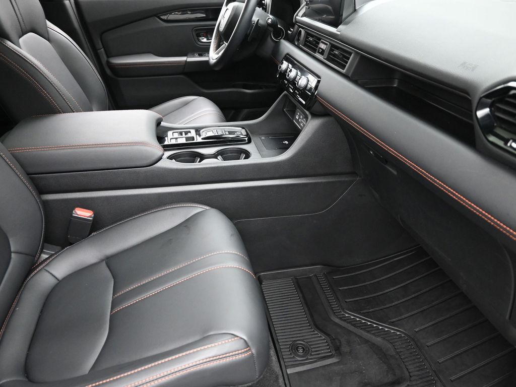 Certified Used 2025 White Honda TrailSport image 7