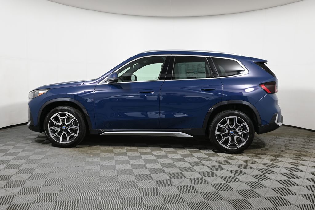 Thumbnail: 2026 BMW X1 - 2