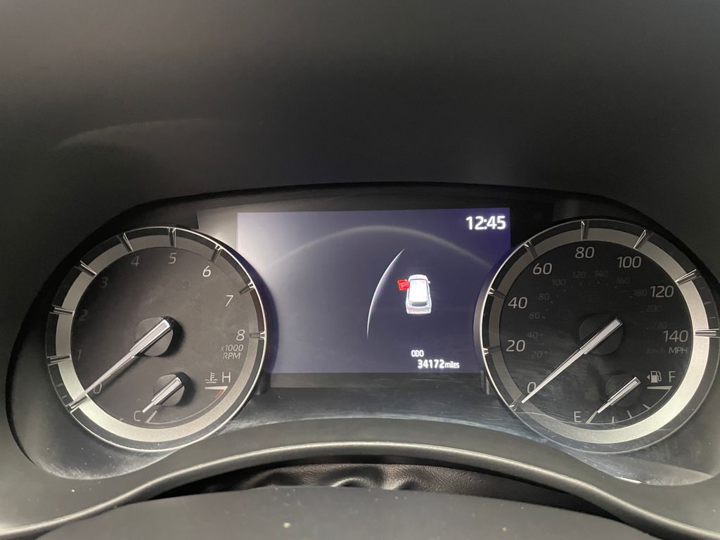 Thumbnail: 2021 Toyota Highlander - 24