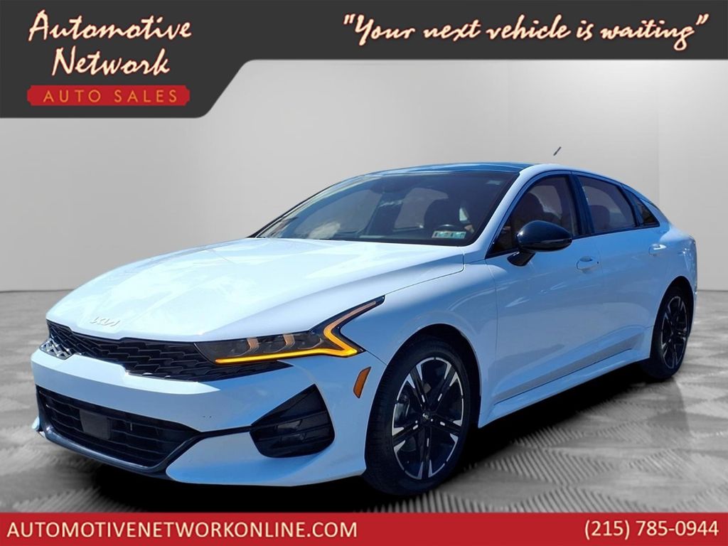 Glacial White Pearl 2022 Kia K5 GT-Line FWD Sedan Front-Wheel Drive 8-Speed Automatic