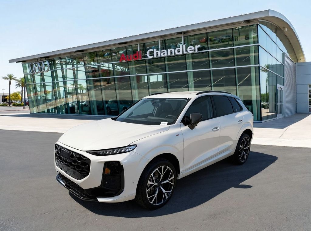 Thumbnail: 2026 Audi Q3 - 1