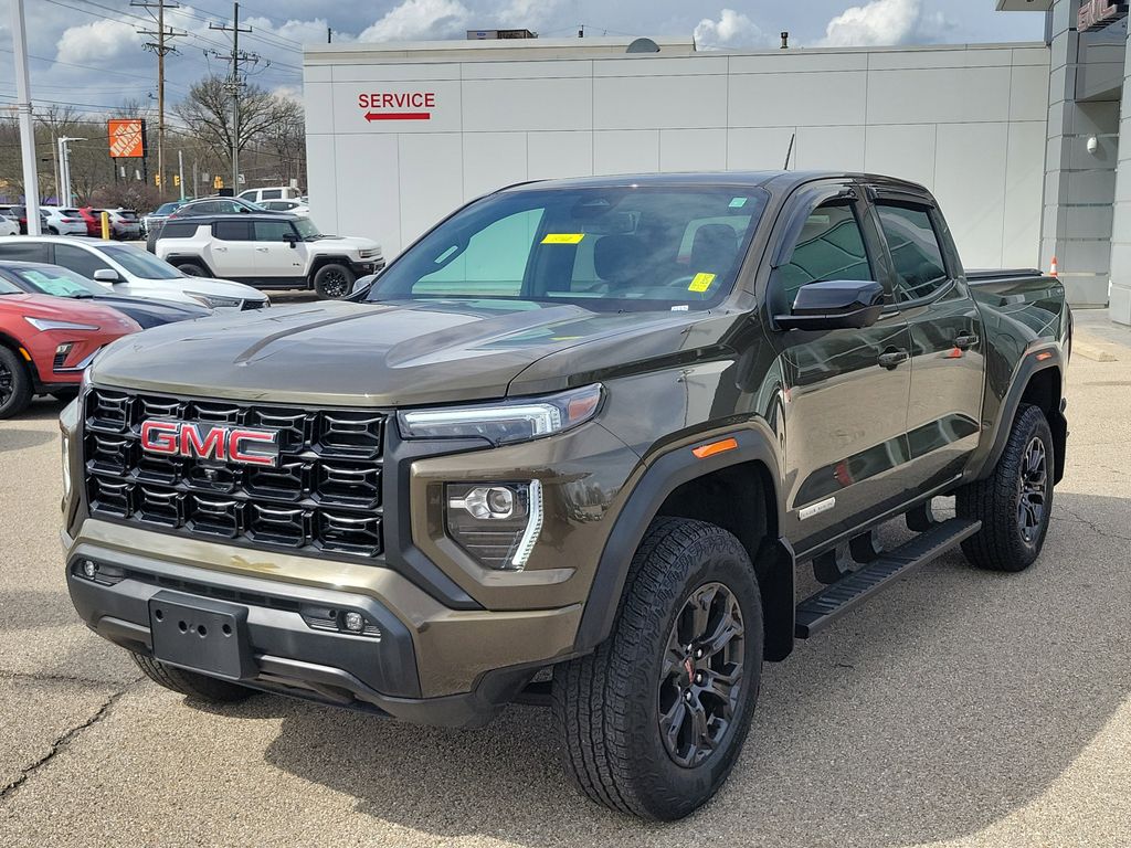 View vehicle photo 2