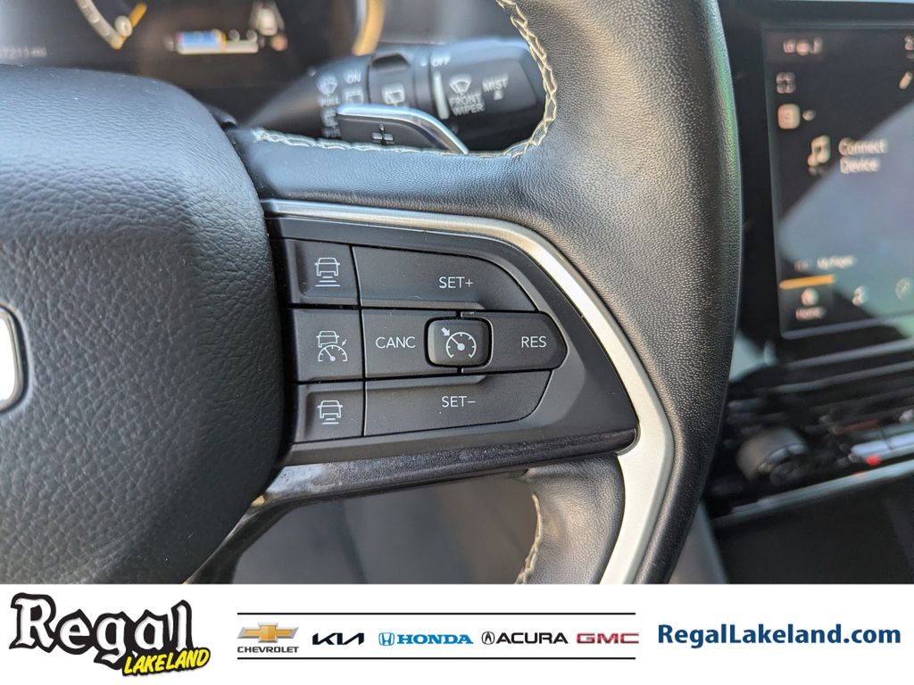 used 2022 Jeep Grand Cherokee car, priced at $27,692